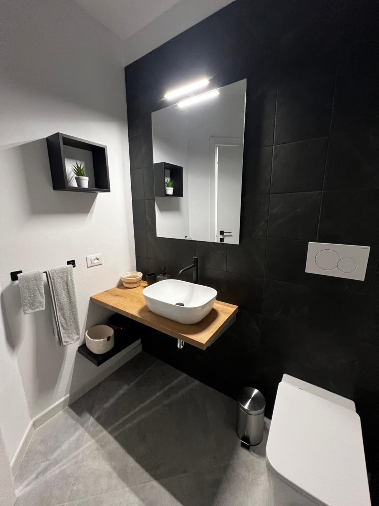 Ferienwohnung Roka House Peschiera del Garda Exterior foto